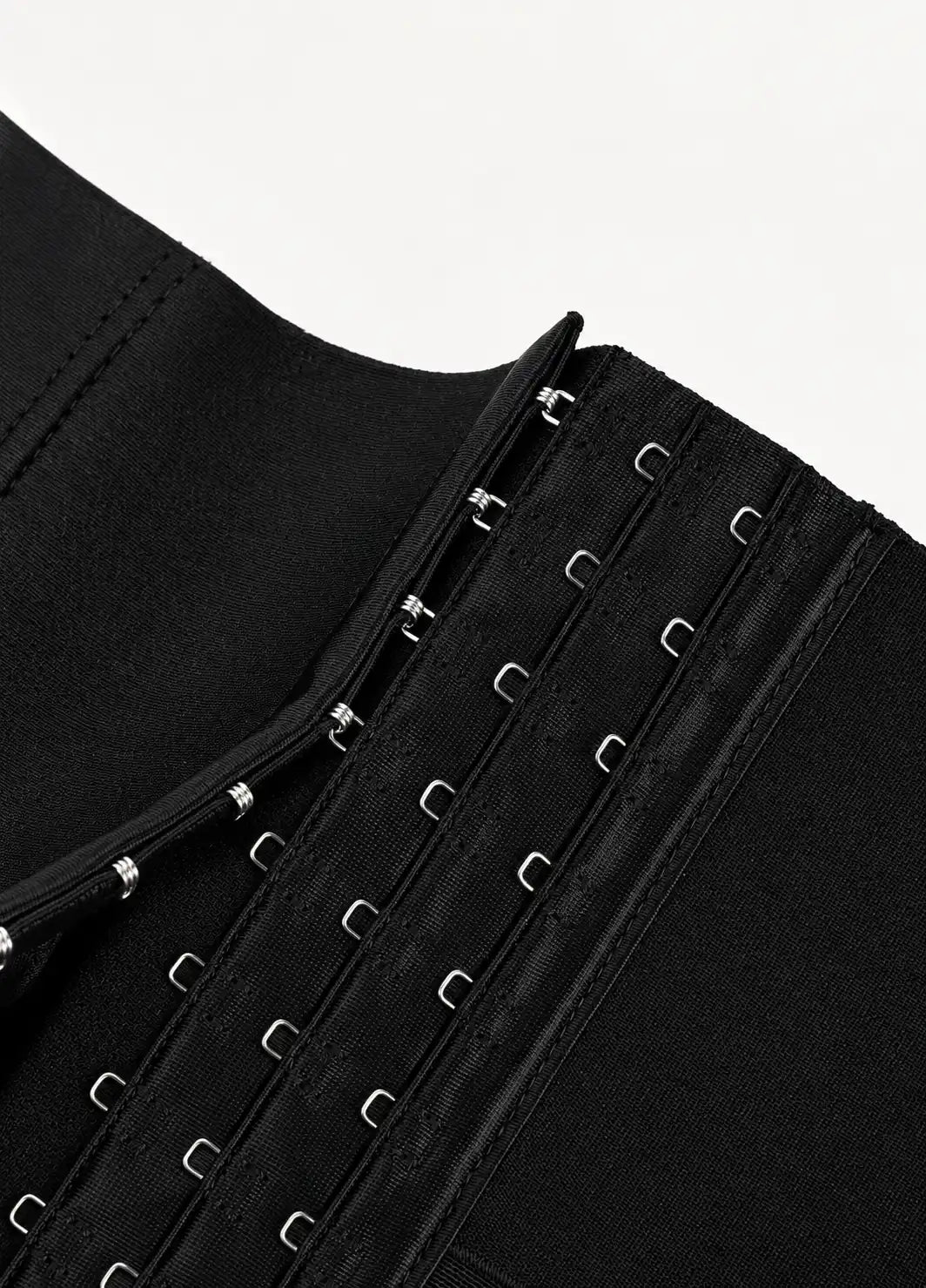 Faja tipo short: Control de abdomen y realce de glúteos | Moldea 8484