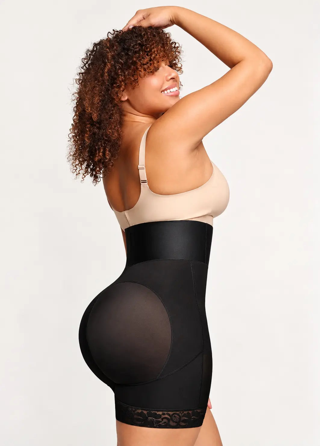 Faja tipo short: Control de abdomen y realce de glúteos | Moldea 8484