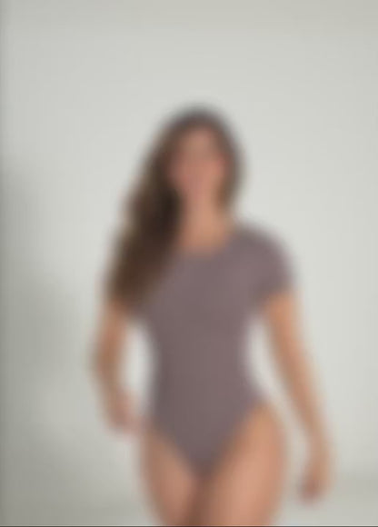 Body de manga corta: Body de mujer elegante y sin costuras | Moldea 5007